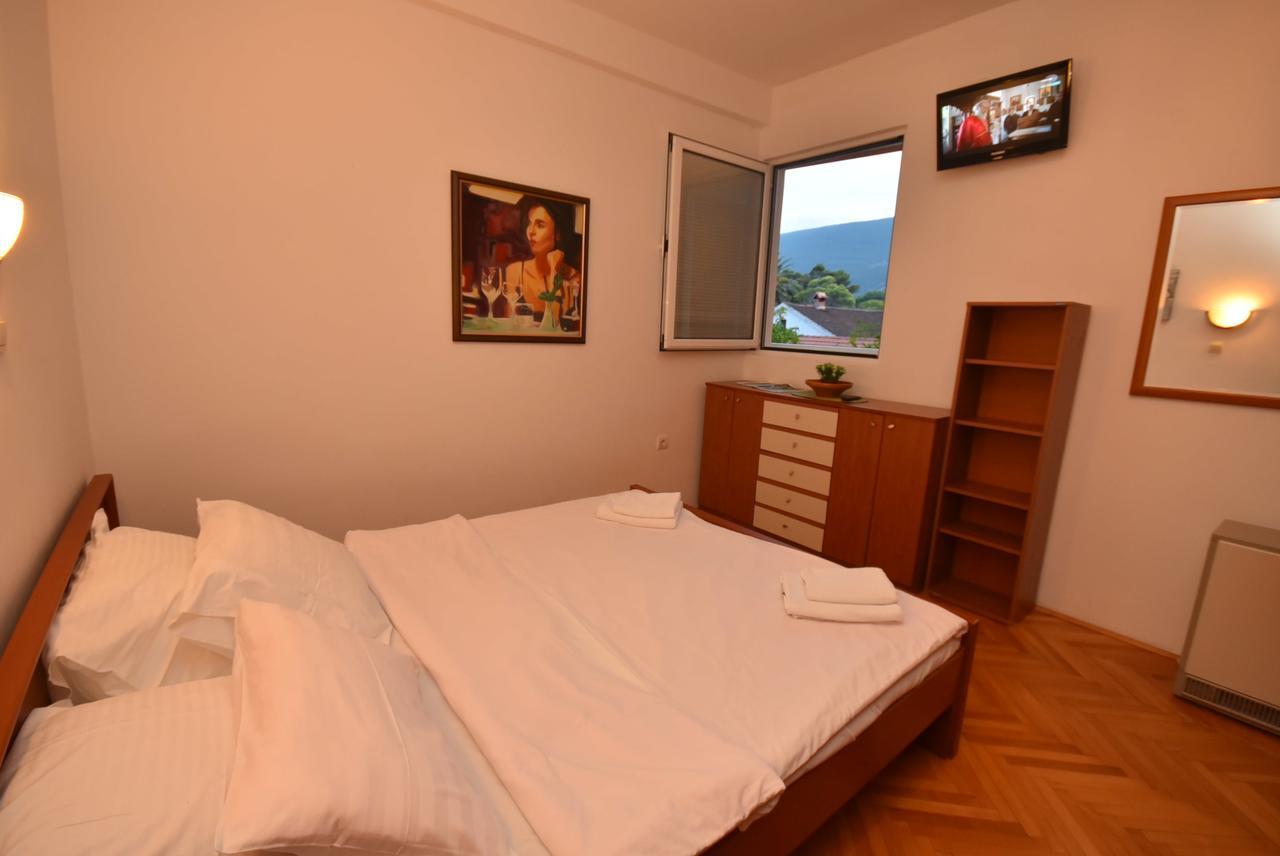 Grifone Igalo Apartment Herceg Novi Bagian luar foto
