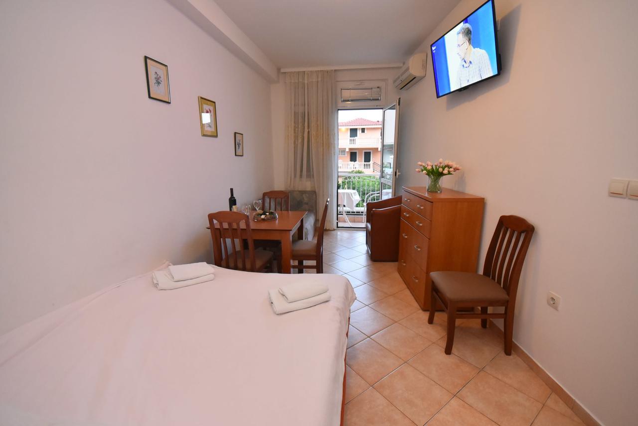 Grifone Igalo Apartment Herceg Novi Bagian luar foto